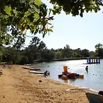 Campingplatz Mobil Avec Terrasse A Pour 6 Personnes - Api-1-52-941 *